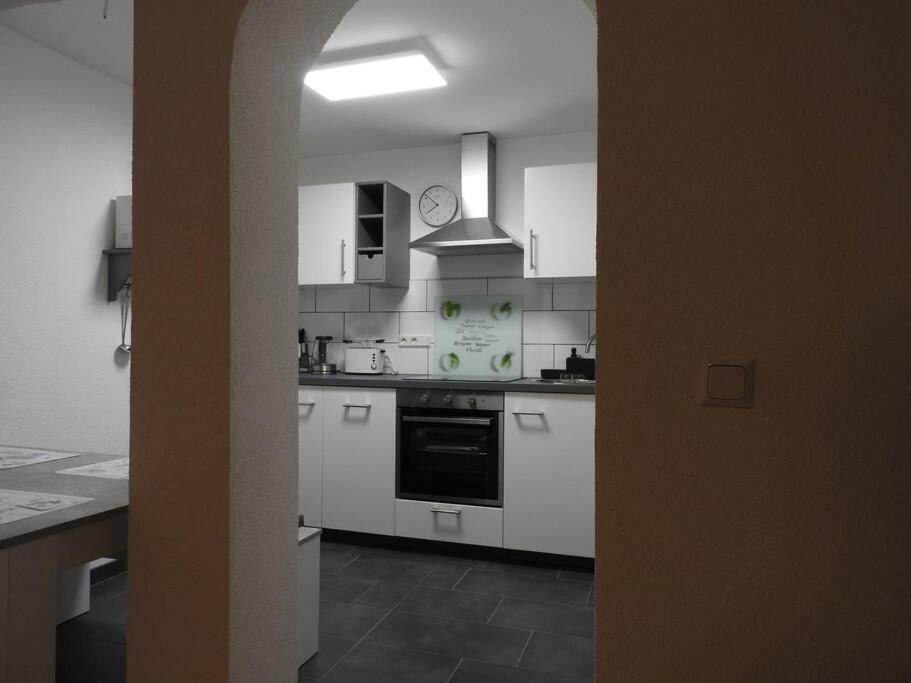 Schoene Gemuetliche Ferienwohnung Mit Fernblick. Nalbach Екстериор снимка